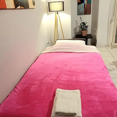 Angela's * Chalkís